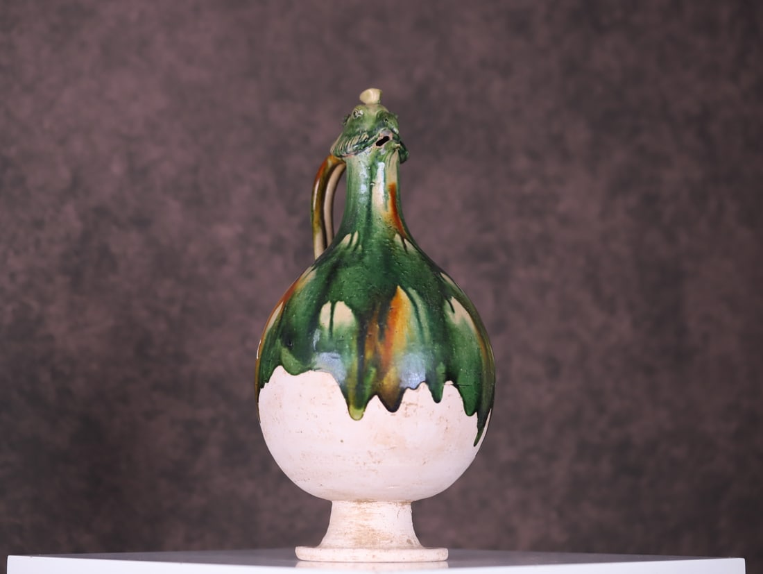 A three-colored phoenix head pot from the Tang Dynasty - 3