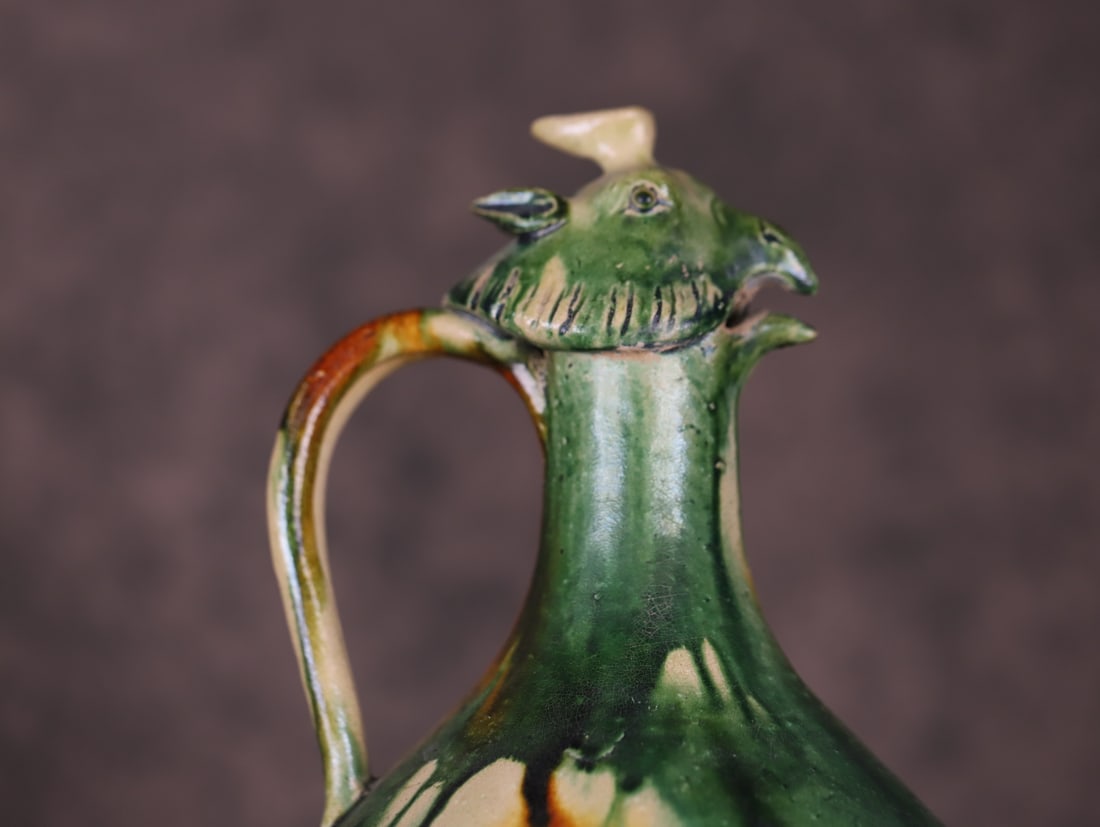 A three-colored phoenix head pot from the Tang Dynasty - 5