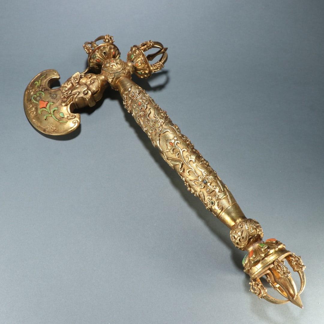 A fine copper-gilt diamond axe - 7