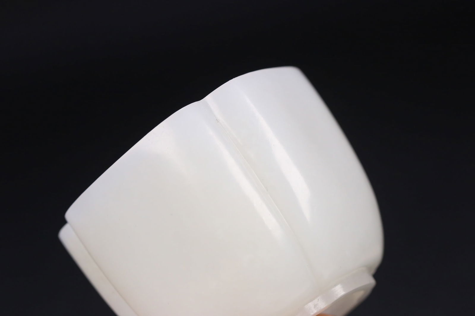 A beautiful Hetian jade begonia cup - 7