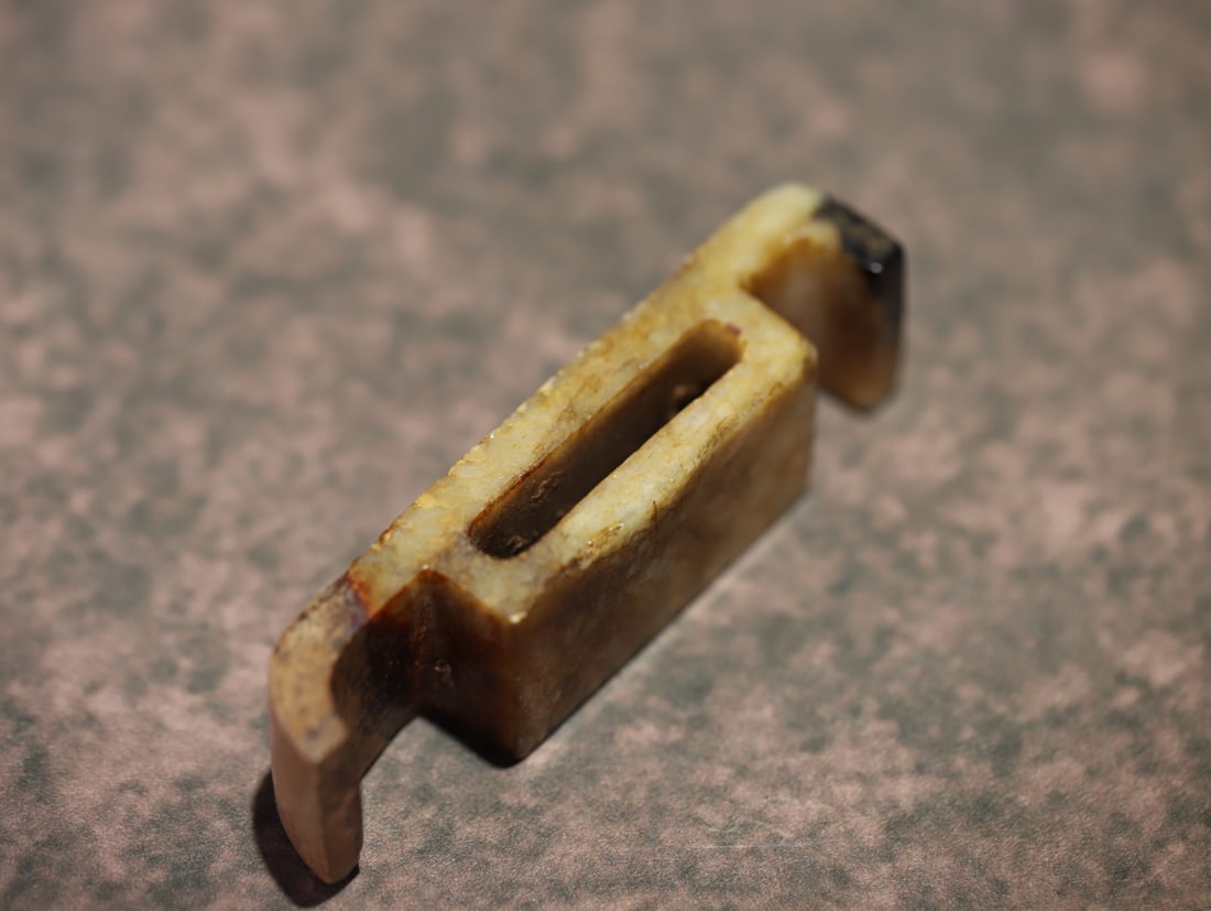 A Han Dynasty Hetian jade valley pattern sword jade - 5