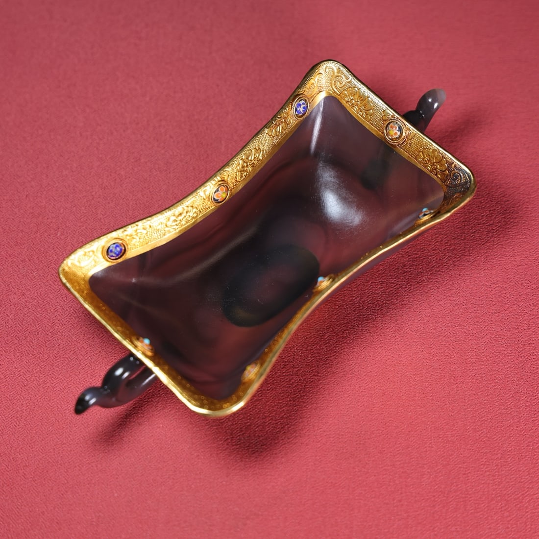 A fine copper-gilt old onyx cup - 2