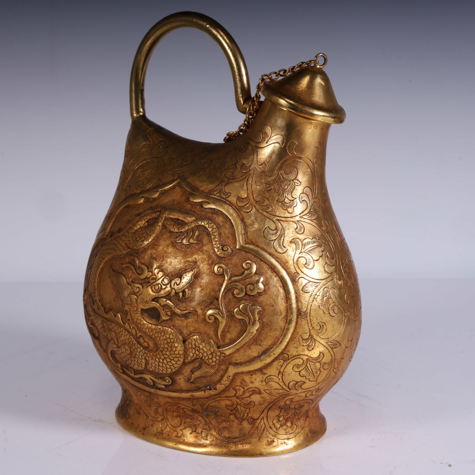 A beautiful copper-gilt dragon-patterned leather pot - 9