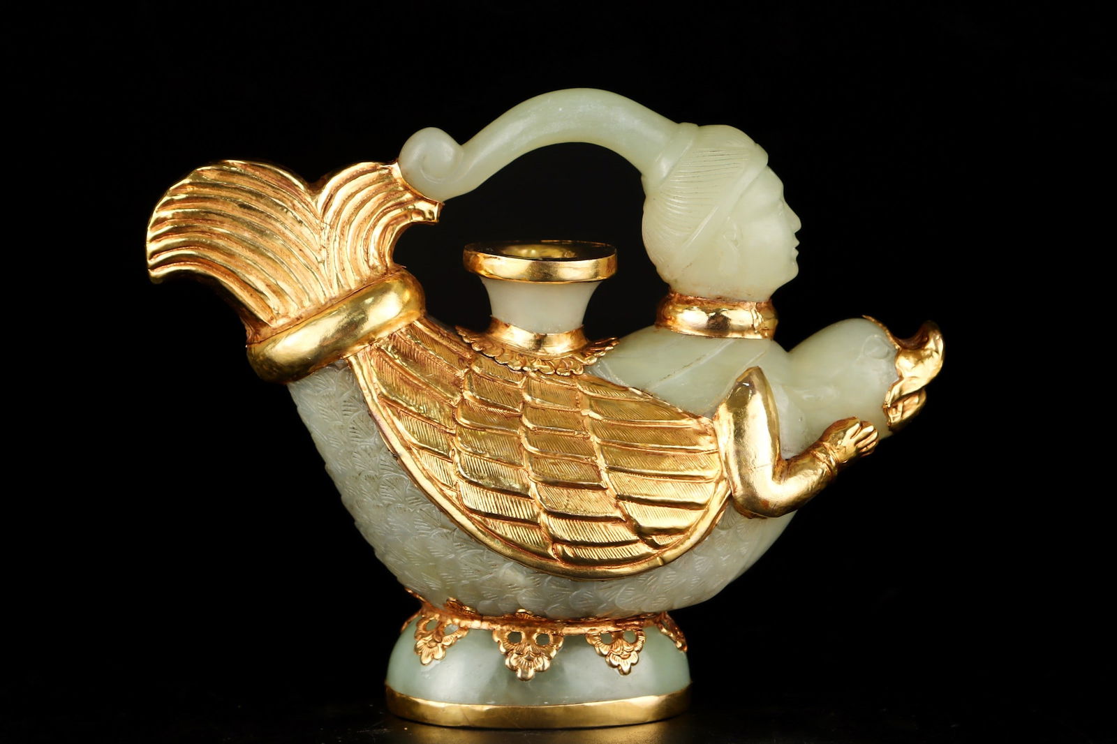 A beautiful gilded jade pot - 4