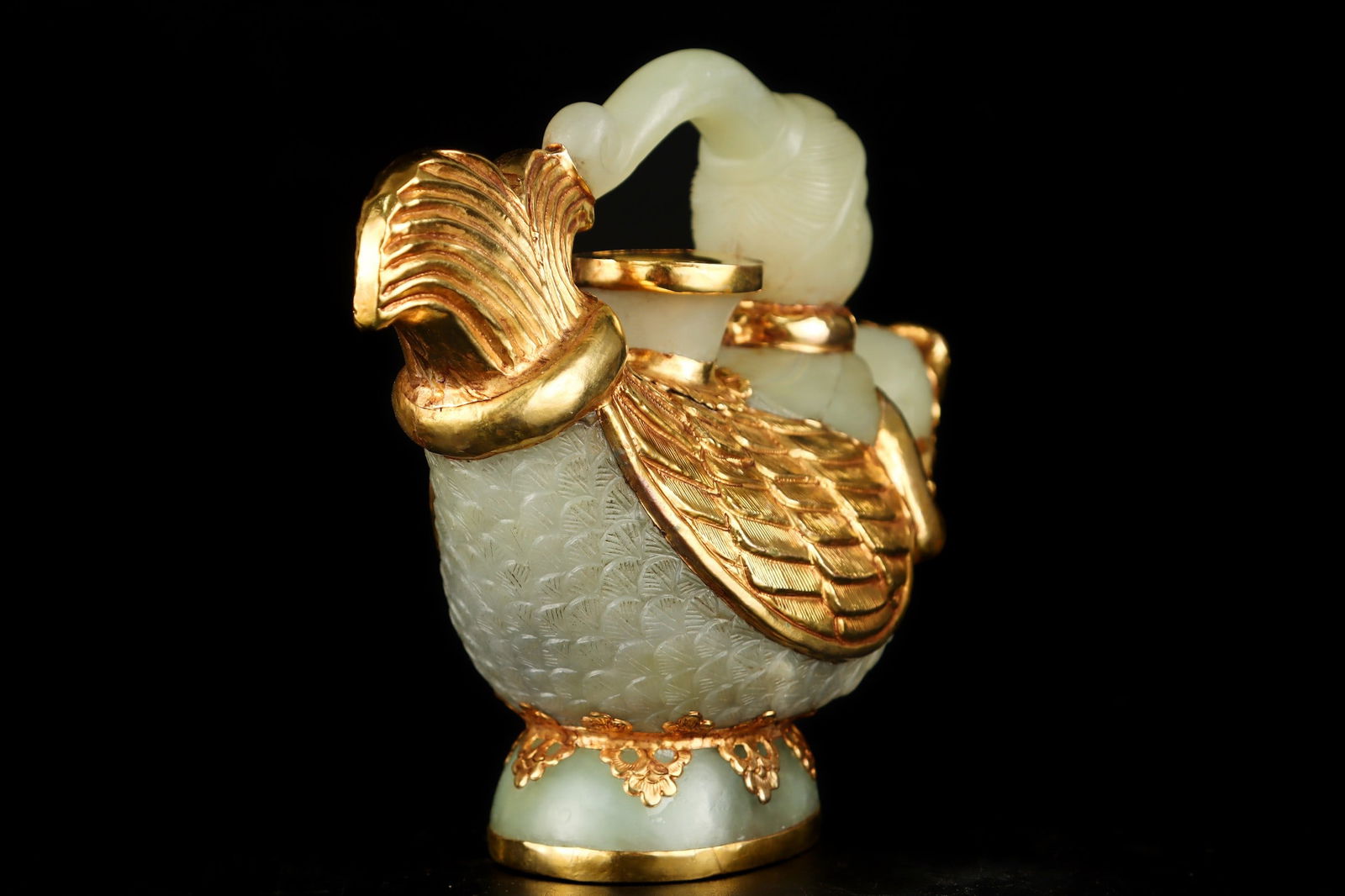 A beautiful gilded jade pot - 5