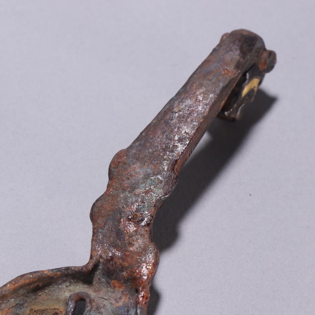 A Han Dynasty copper dragon belt hook - 9