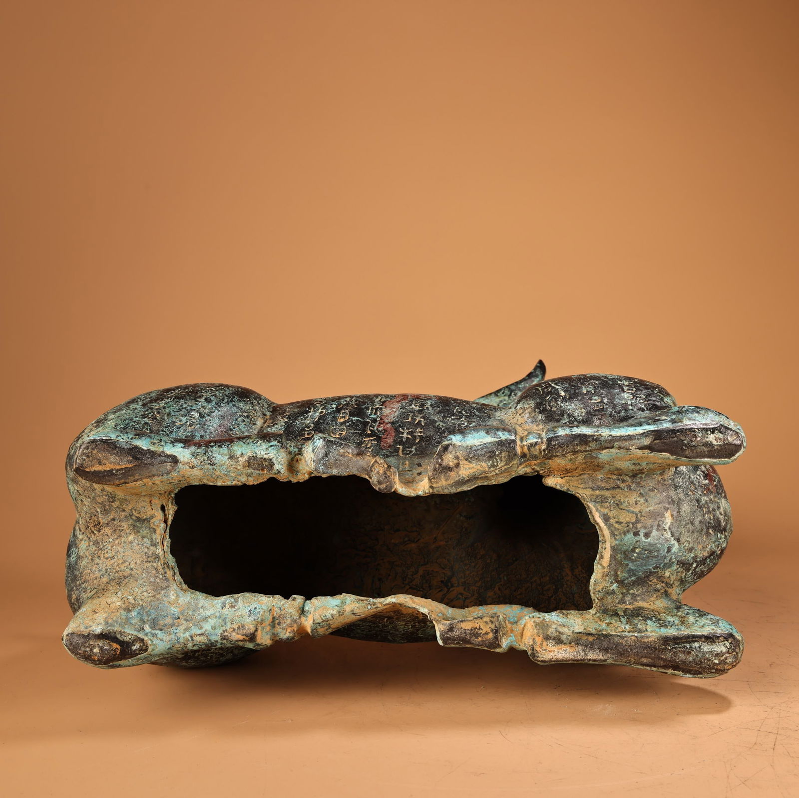 A fine bronze sheep with inscriptions - 9