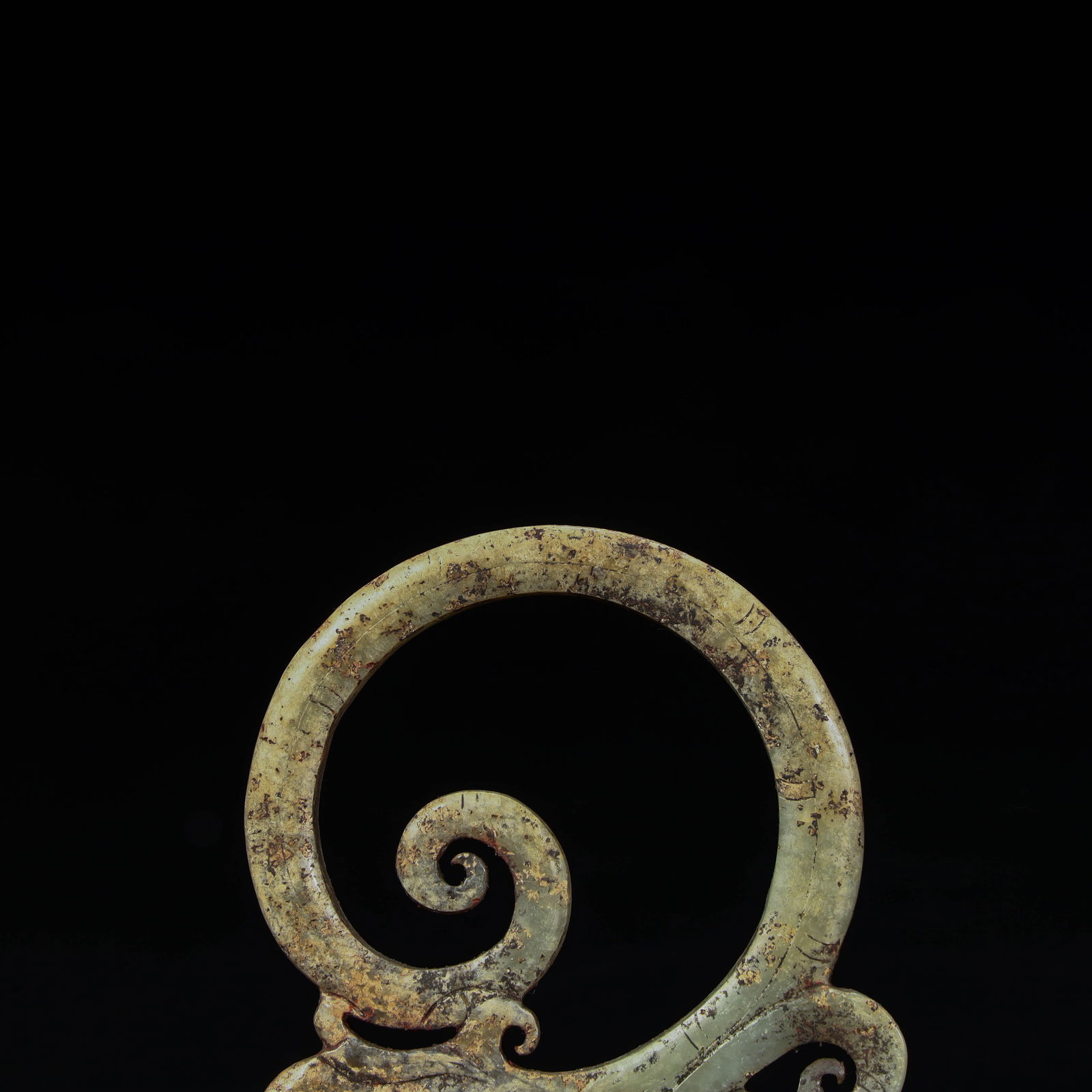 A beautiful jade dragon-shaped pendant - 8