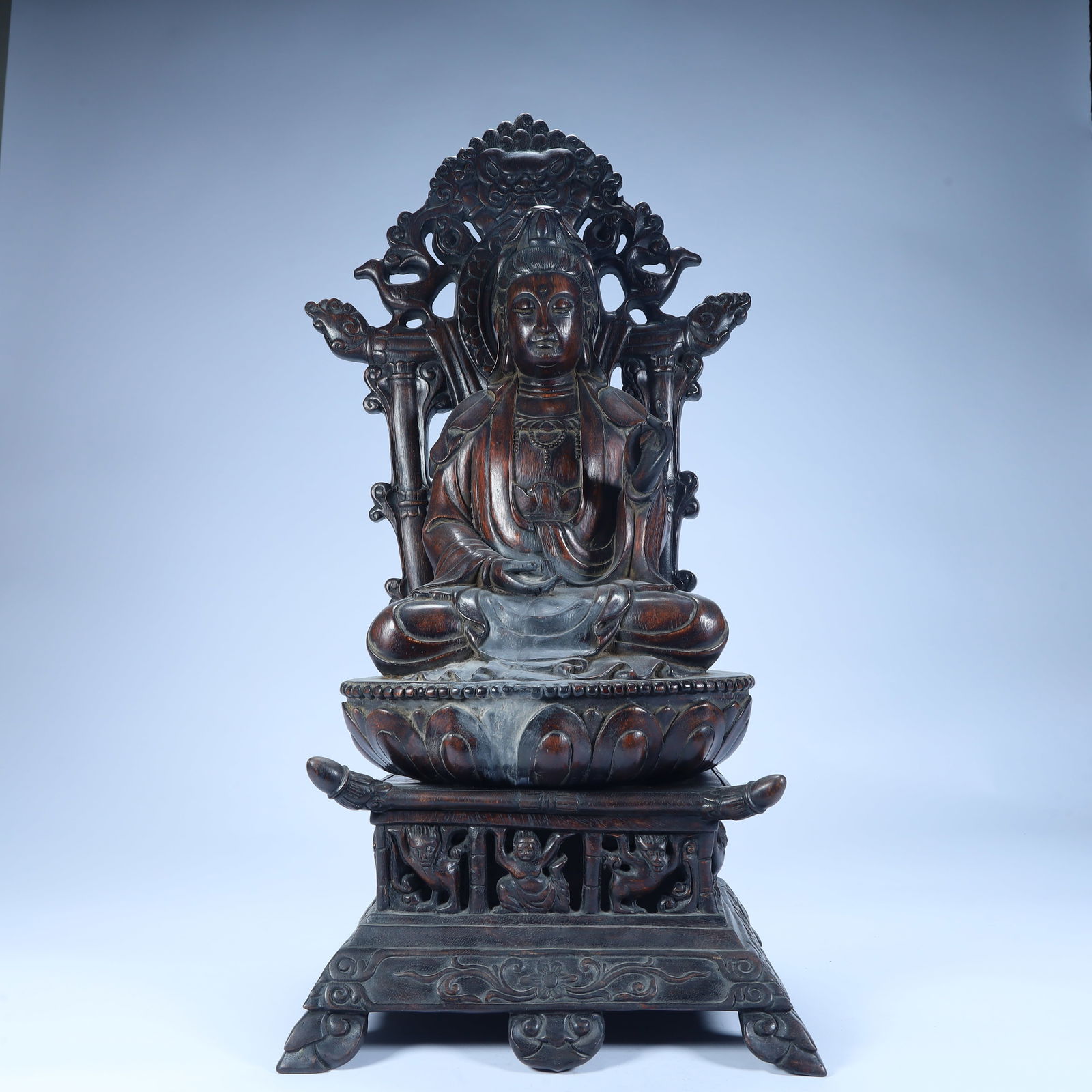 A beautiful agarwood carved Guanyin statue (1 of 10)