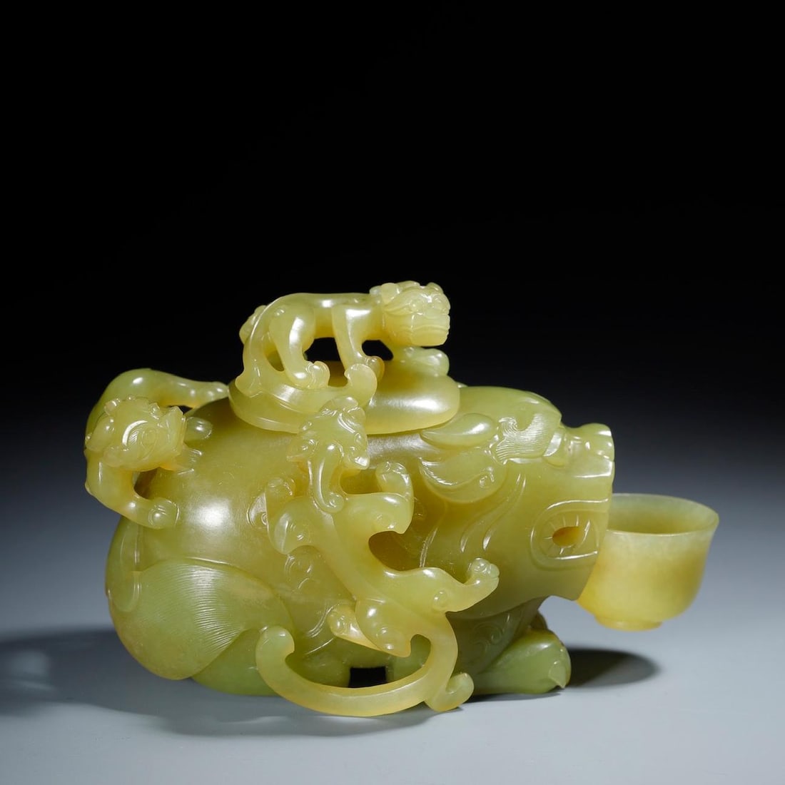 A beautiful Hetian topaz exotic beast cup dragon pattern inkstone drop: Exquisite Hetian topaz exotic beast cup dragon pattern inkstone drop Size:9.8cmx5.0cmx6.2cm W:0.1938kg (The Dimensions Of All Batches Are Manually Measured.If You Need More Detailed