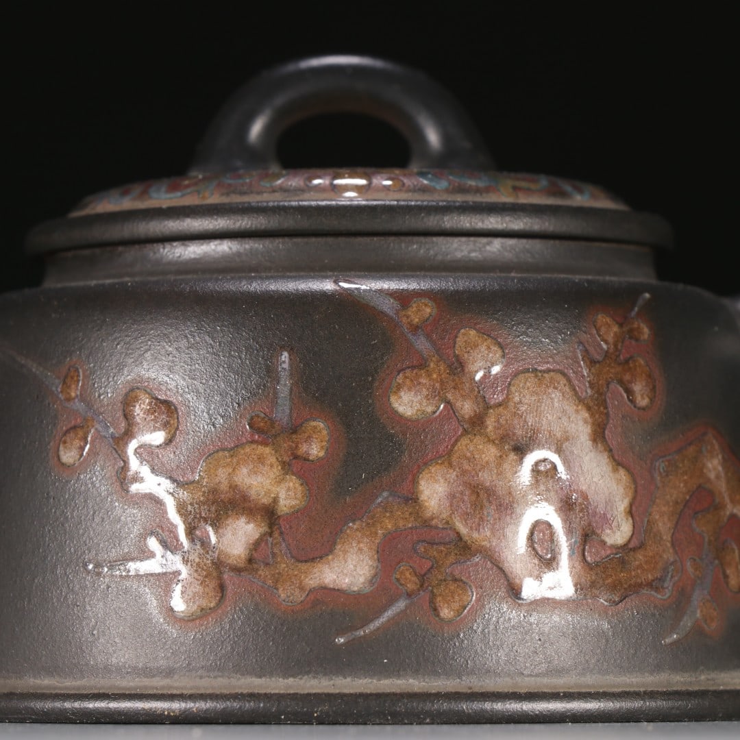 A famous purple sand plum pattern teapot - 2