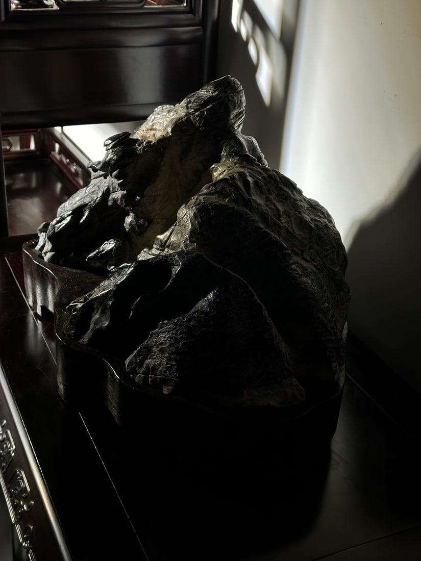 A beautiful Lingbi stone mountain type - 4