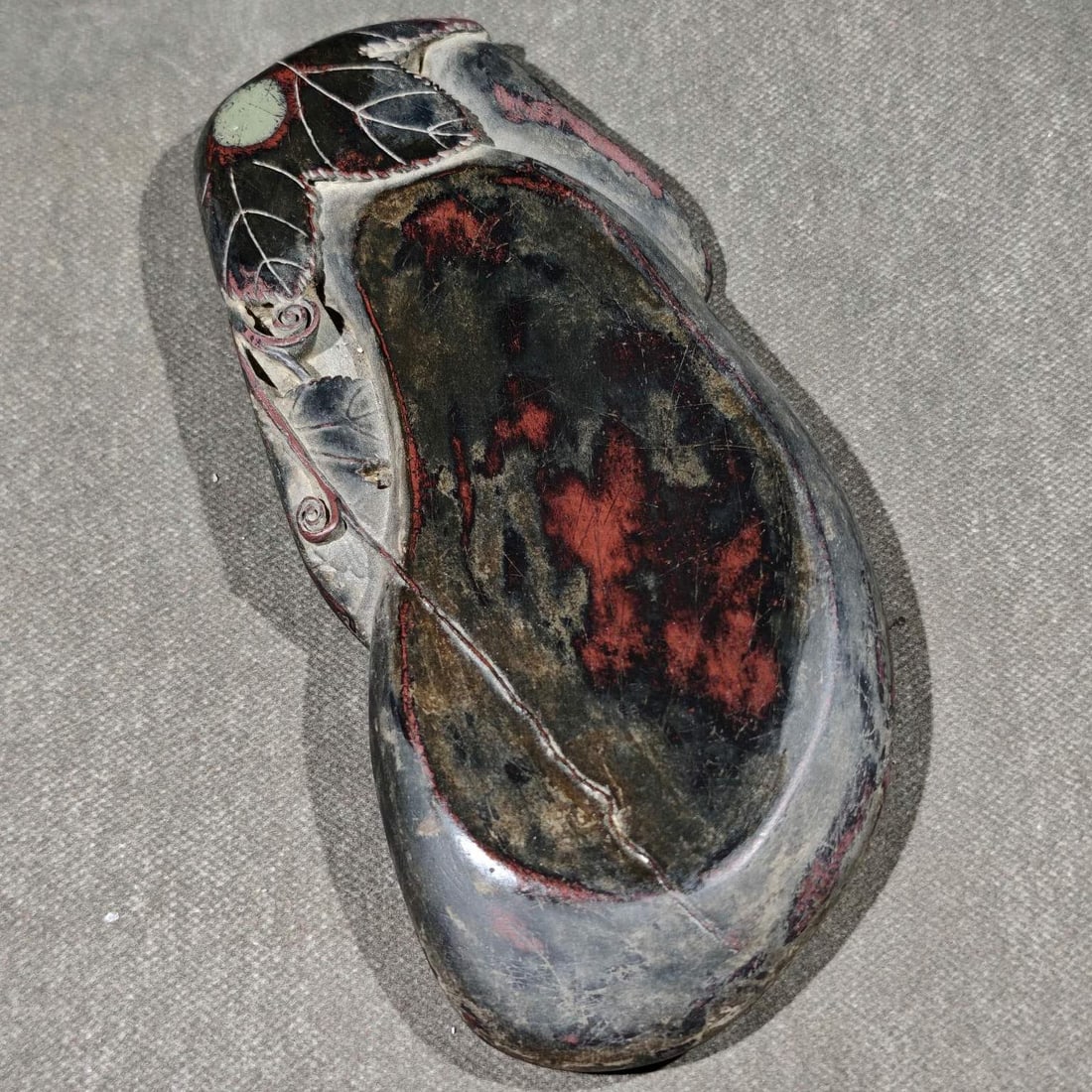 A Guo Zhe style of melon and many fruits and many blessings: Guo Zhe's melon is full of fruits and blessings Size:L:22cmW:9.5cmT:2.9cm (The Dimensions Of All Batches Are Manually Measured.If You Need More Detailed Information, Please Contact