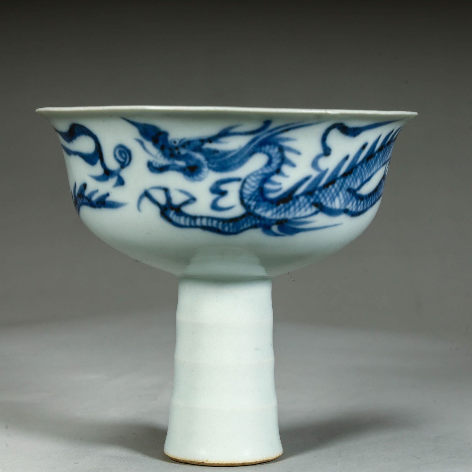 A Qing Dynasty cloud dragon pattern floral goblet - 2