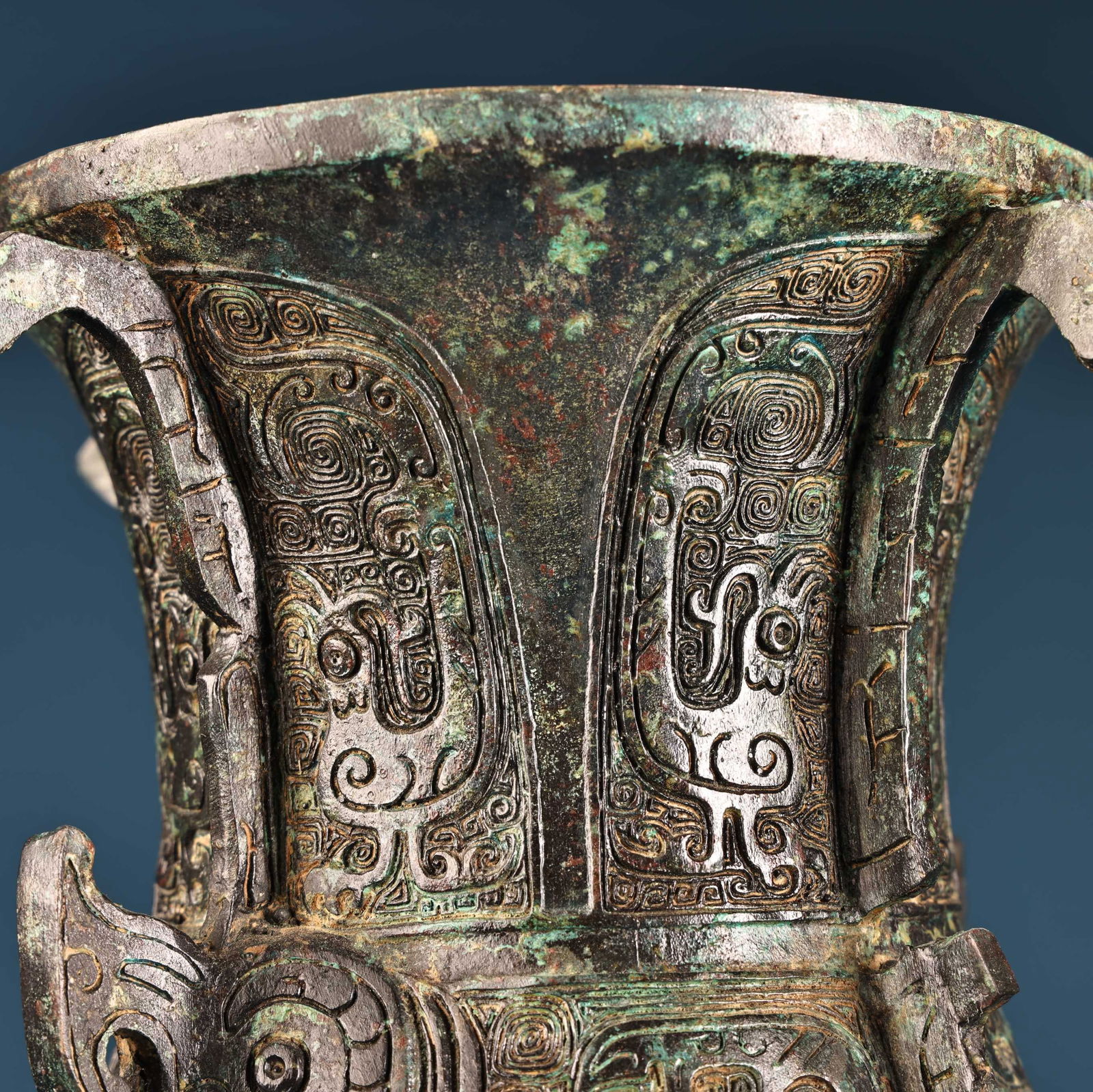 A fine bronze bird print jar - 10