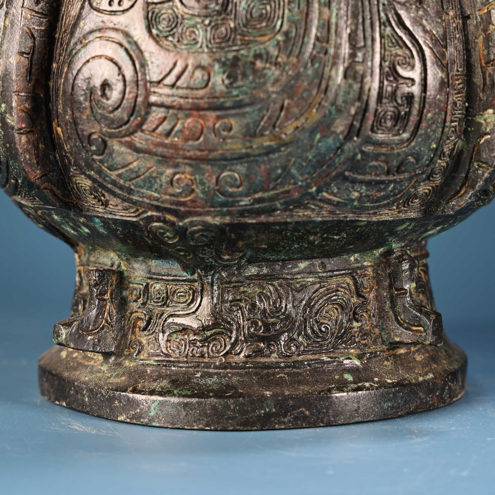 A fine bronze bird print jar - 11