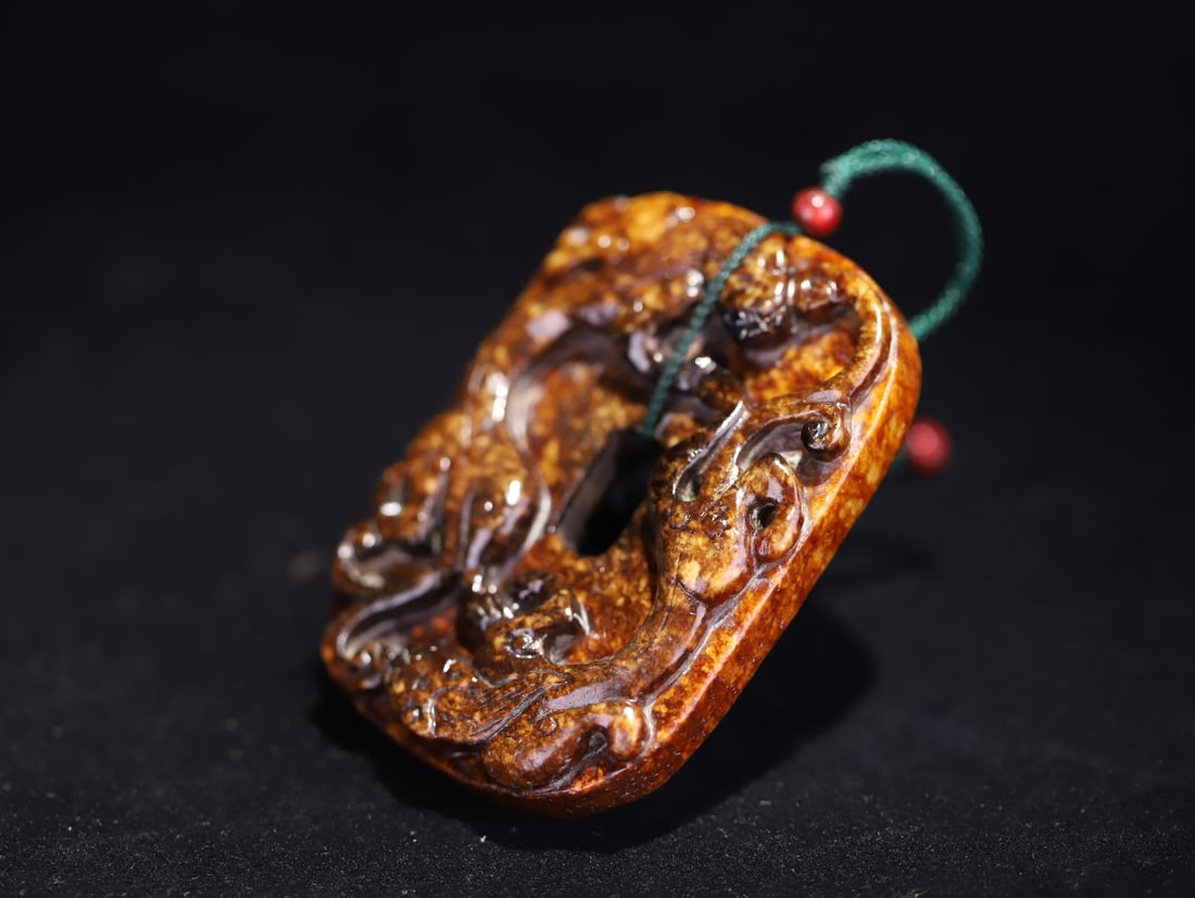 A beautiful ancient jade embossed dragon pattern card-shaped jade - 4