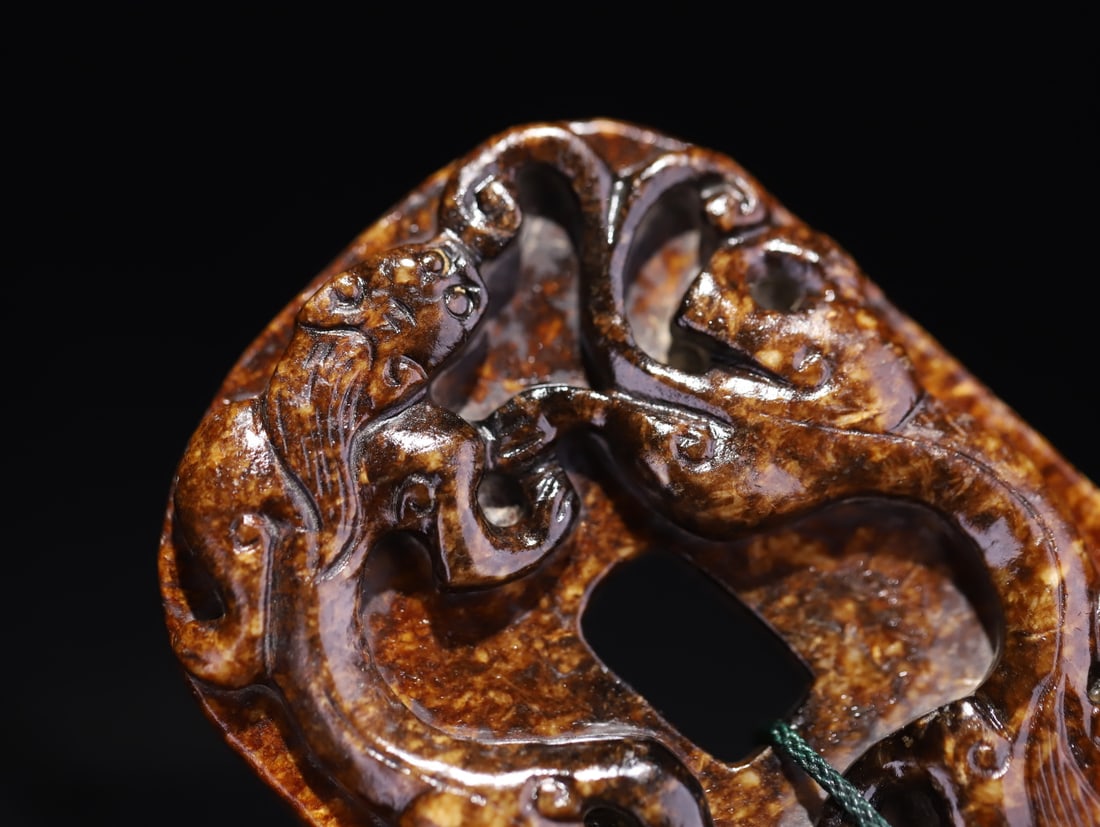 A beautiful ancient jade embossed dragon pattern card-shaped jade - 8