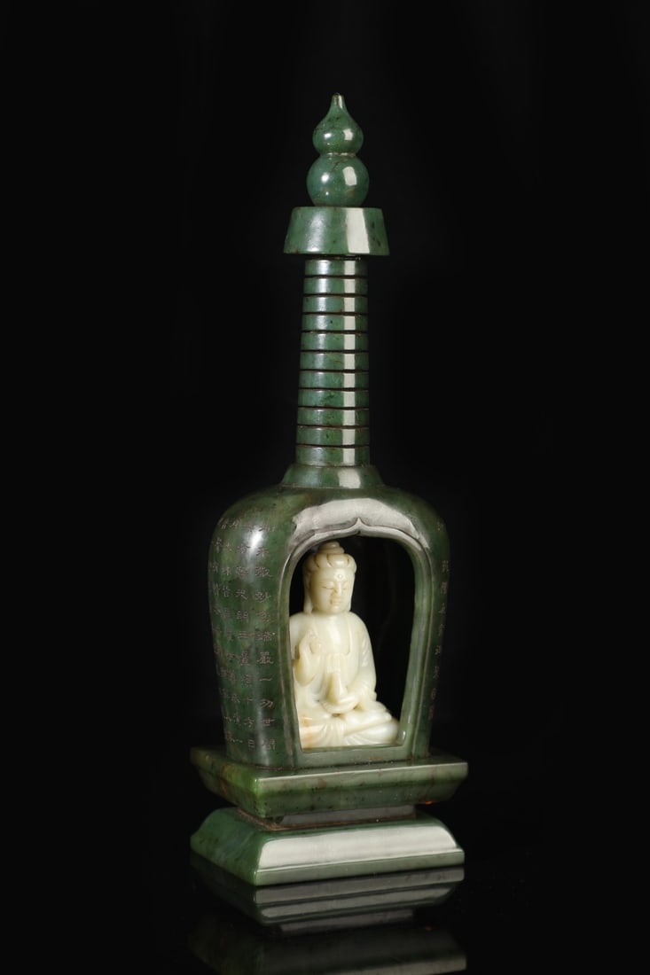 A beautiful jasper Buddha shrine jade Buddha and Tian white jade: Exquisite Jasper Buddha Shrine Jade Buddha and Tian White Jade Size:H:29cmW:8.5cmW:1.345kg (The Dimensions Of All Batches Are Manually Measured.If You Need More Detailed