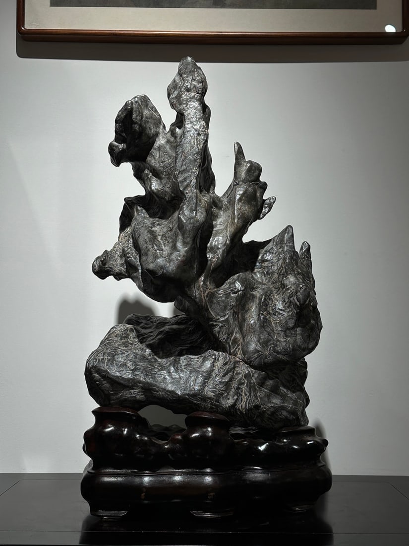 A fine Lingbi stone: Exquisite Lingbi stone Size:H:74cmW:38cmT:24cm (The Dimensions Of All Batches Are Manually Measured.If You Need More Detailed Information, Please Contact Our Customer Service Before