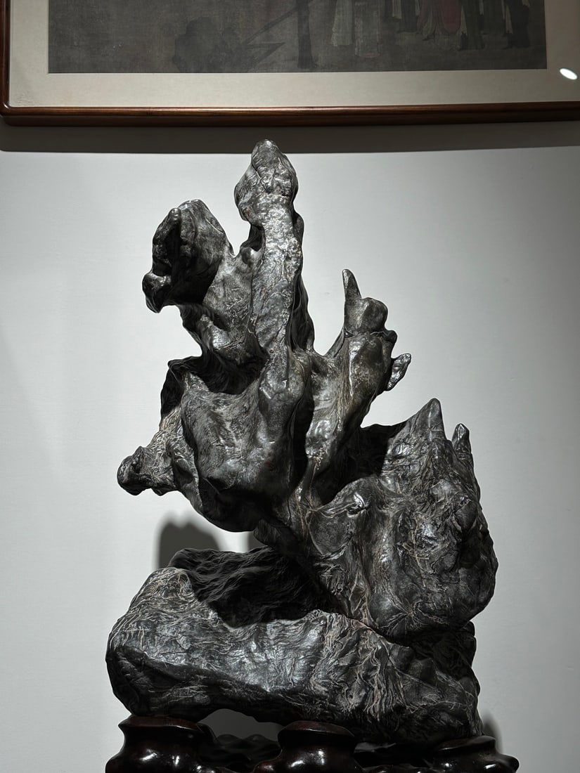 A fine Lingbi stone - 2