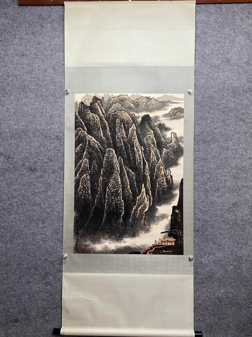 A fine painting by Zhang Ping: Zhang Ping's fine paintings Size:PaintingcoreSize:98cmx67cm (The Dimensions Of All Batches Are Manually Measured.If You Need More Detailed Information, Please Contact Our Customer
