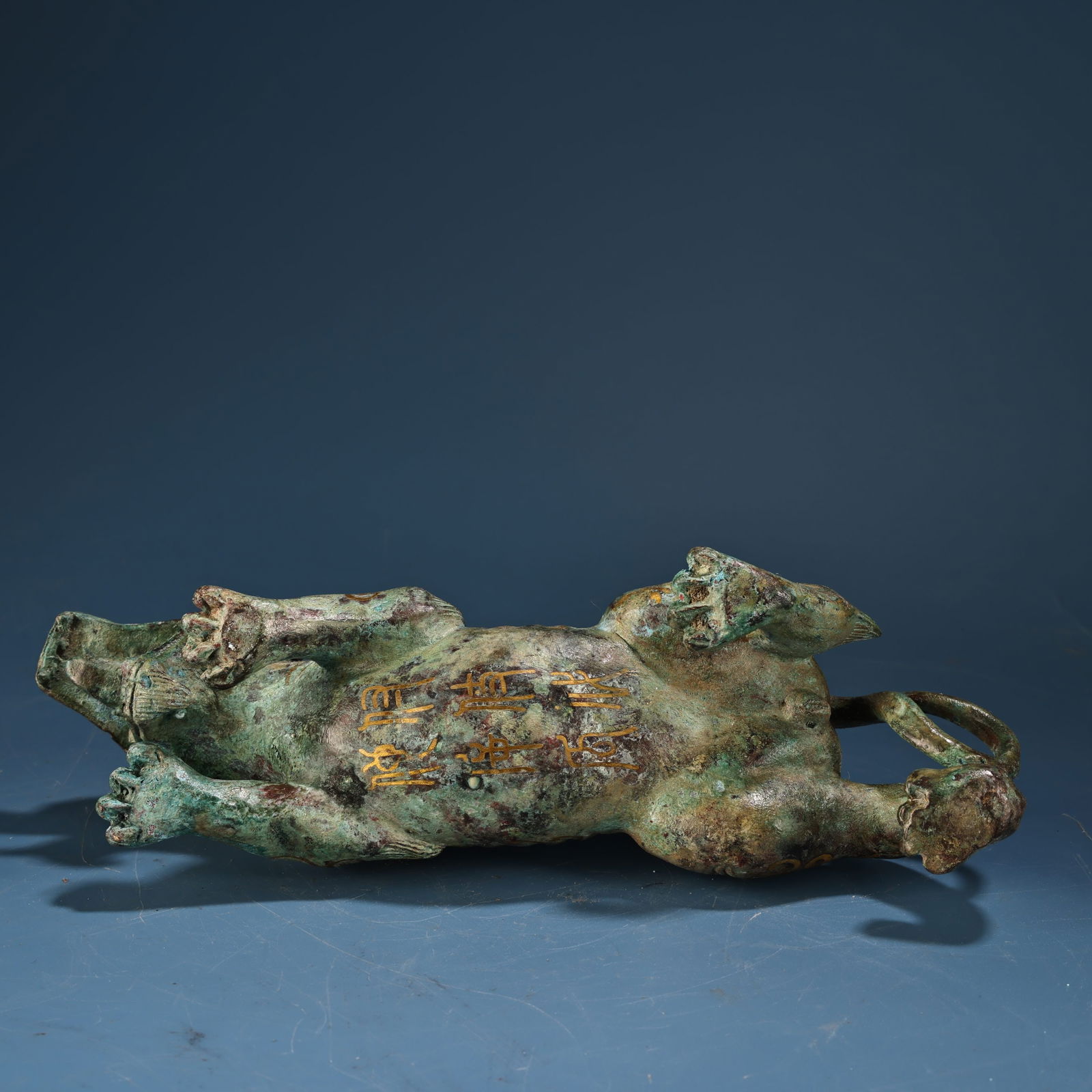 A fine bronze creeper - 9