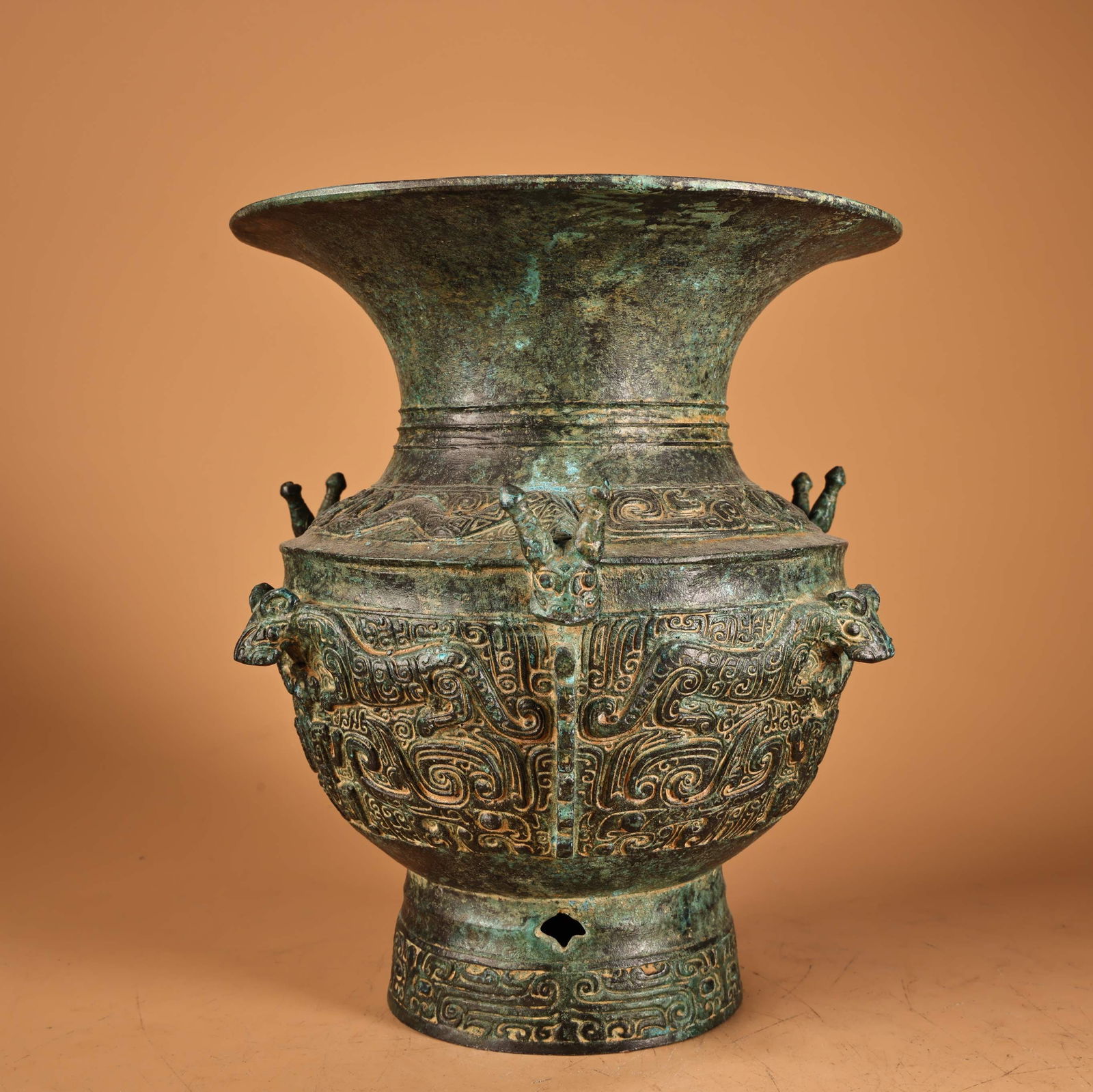 A fine bronze tiger snake print round jar - 2