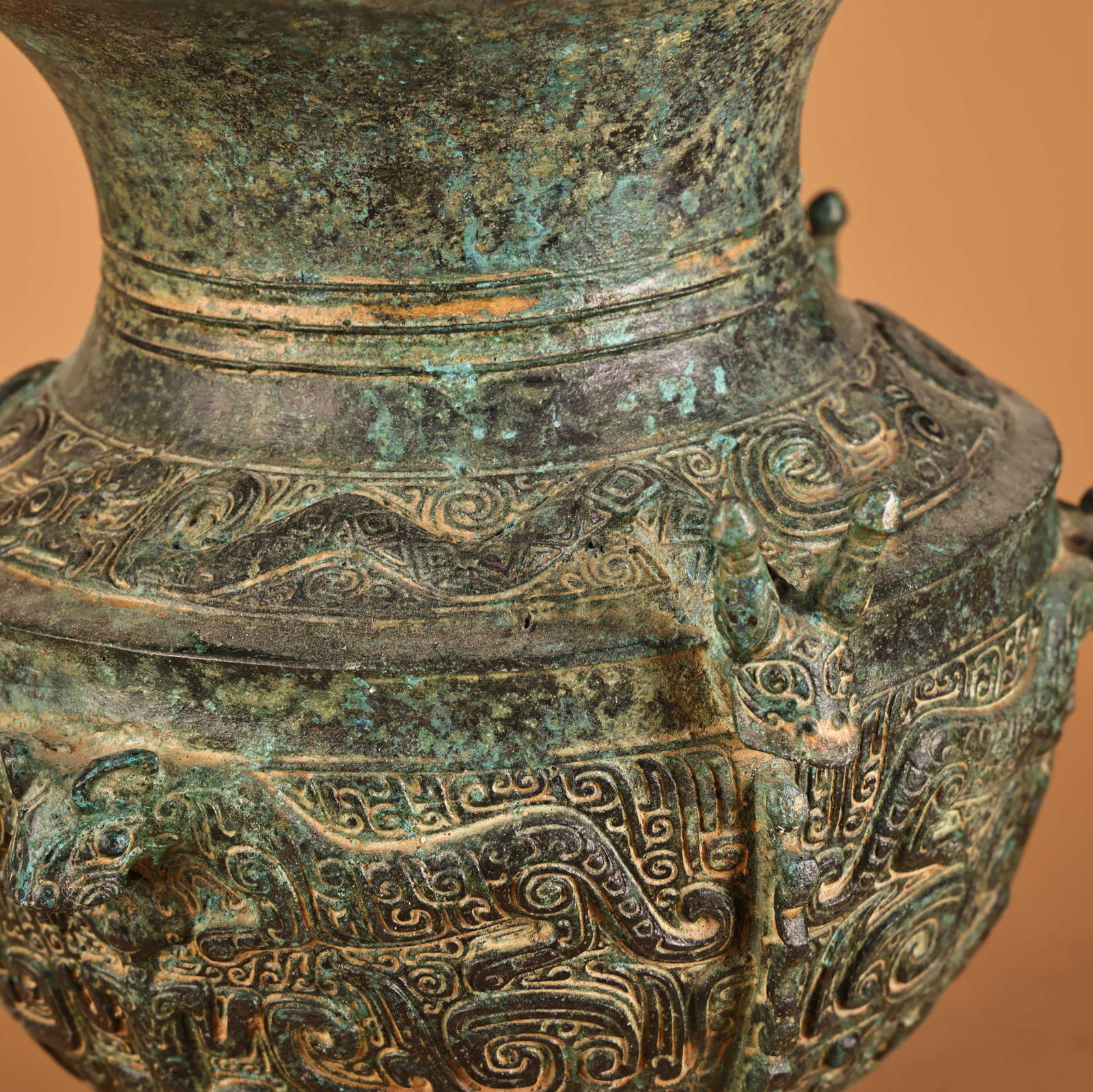 A fine bronze tiger snake print round jar - 6