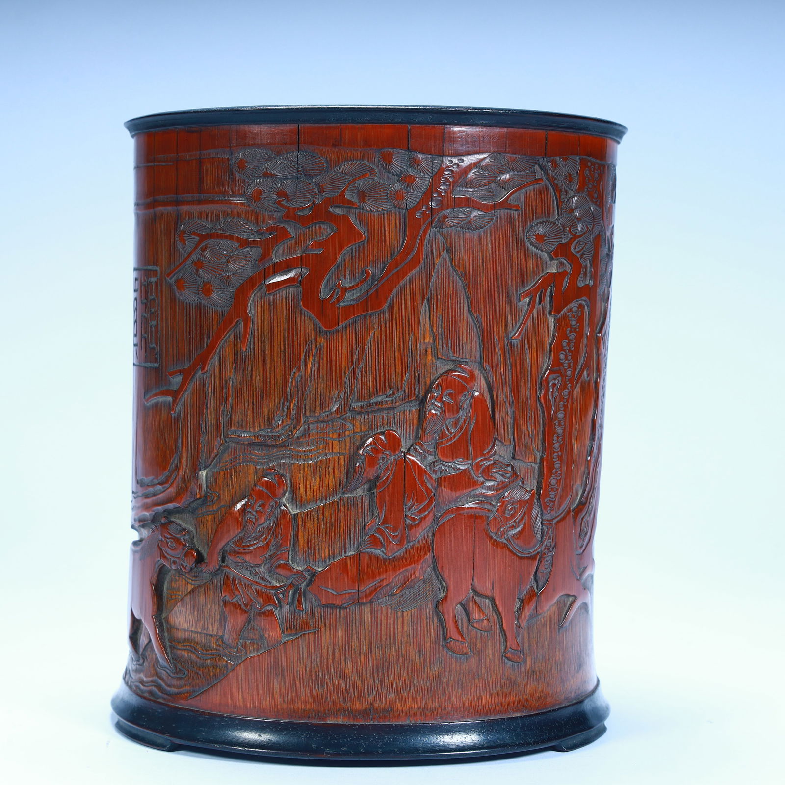 A bamboo carved character story pen holder of the Qing Dynasty (1 of 8)