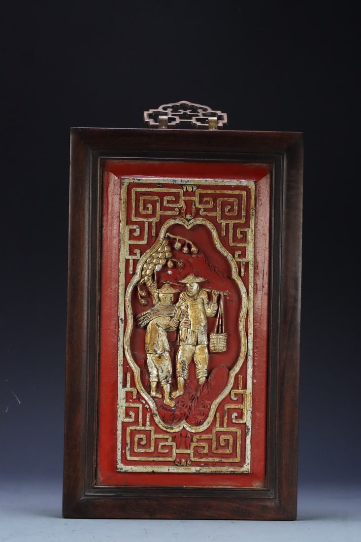 A Qing Dynasty mahogany lacquered gold character story pattern hanging screen: Qing Dynasty mahogany lacquered gold character story pattern hanging screen Size: W:0.725kg41.5cmx21.7cmx1.7cm (The Dimensions Of All Batches Are Manually Measured.If You Need More