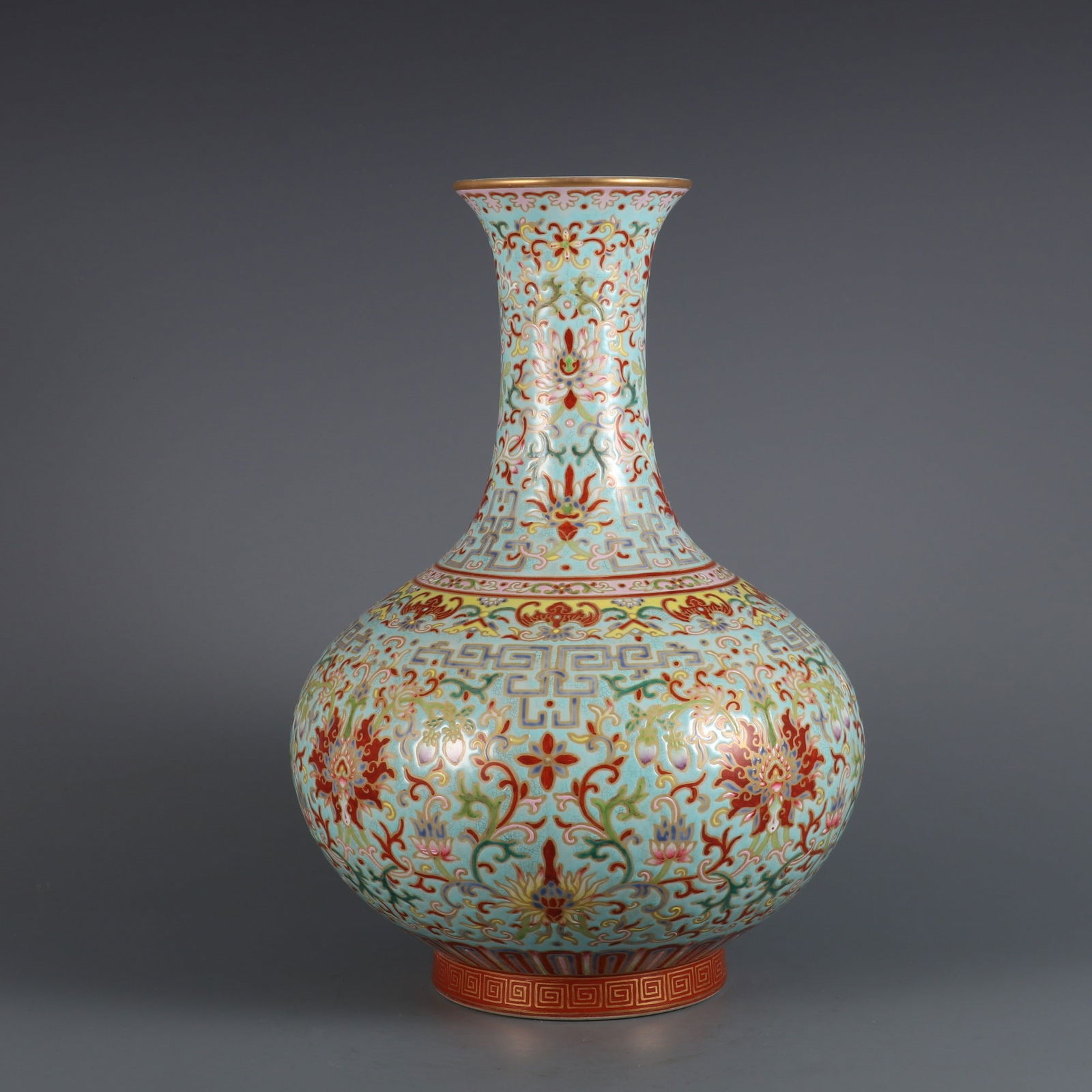 An Exquisite Enamel Bats and Peach Pattern Lotus Pattern Vase: An Exquisite Enamel Bats and Peach Pattern Lotus Pattern Vase Qing Dynasty, China Jiaqing Six-character Mark Size:32.8cmx22cm (The Dimensions Of All Batches Are Manually Measured.If You Need More Deta