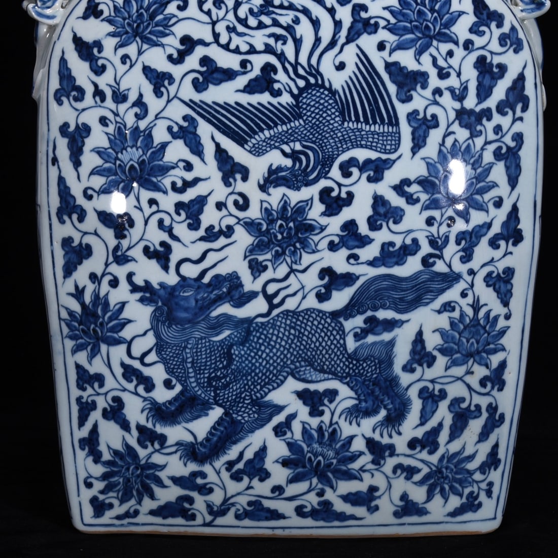 An Exquisite Blue and White Kylin Pattern Phoenix Pattern Lotus Pattern Vase - 5
