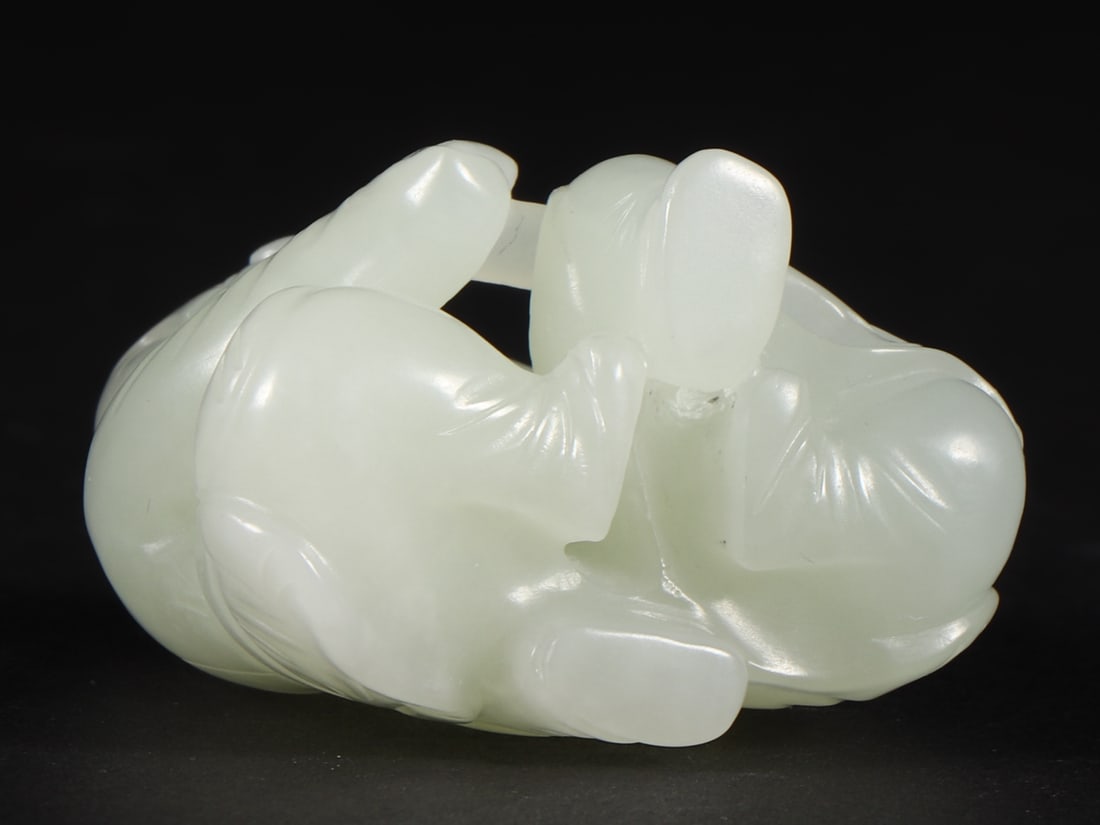 An Exquisite White Jade Figure Ornament - 9