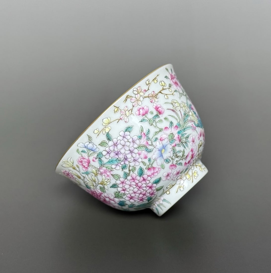 An Exquisite Famille-Rose Flower Pattern Cup - 4