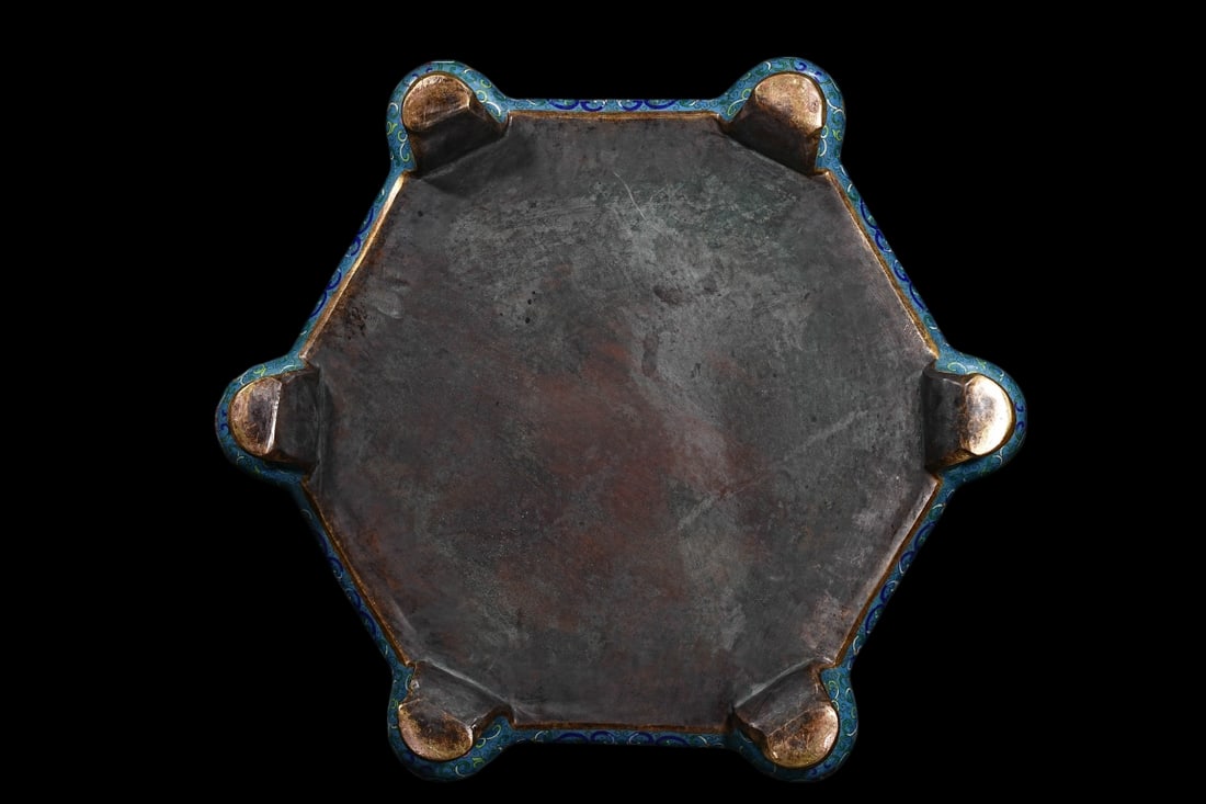 An Exquisite Cloisonne Lotus Pattern Phoenix Ornament - 9