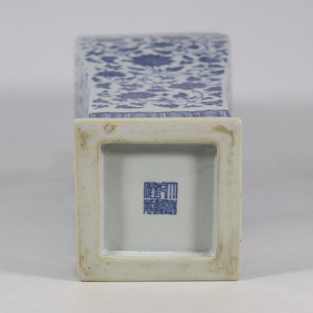 An Exquisite Blue and White Lotus Pattern Vase - 8