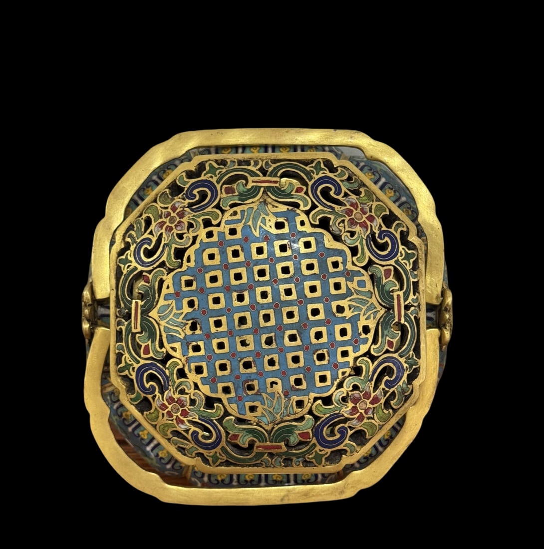 An Exquisite Cloisonne Lotus Pattern Censer - 2