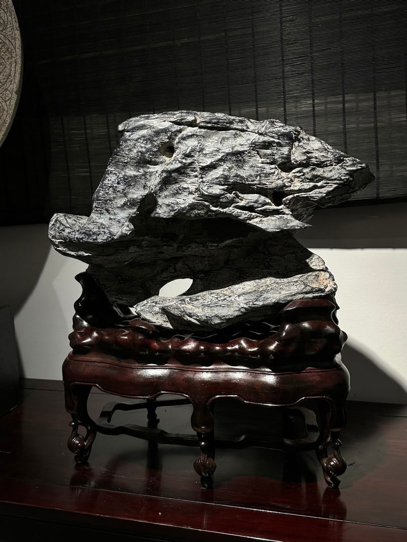 An Exquisite Lingbi Stone Ornament - 4