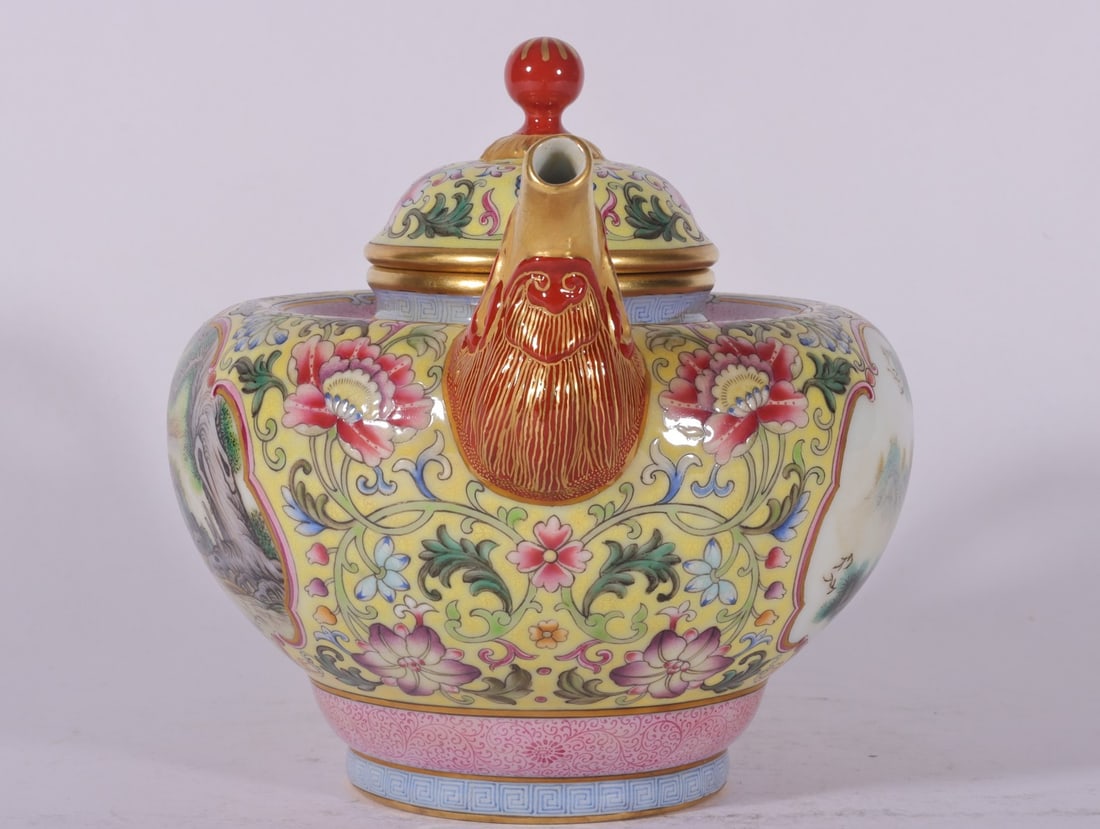An Exquisite Enamel Lotus Pattern Animal Pattern Teapot - 6