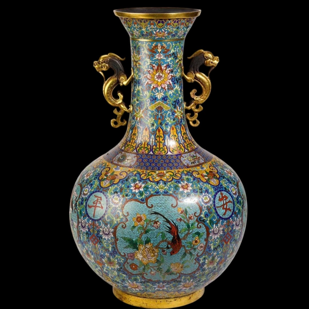 An Exquisite Cloisonne Lotus Pattern Flower and Bird Pattern Double-Ears Vase - 2