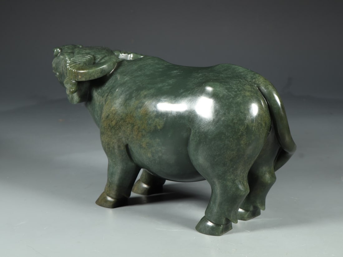 An Exquisite Jasper Buffalo Ornament - 6
