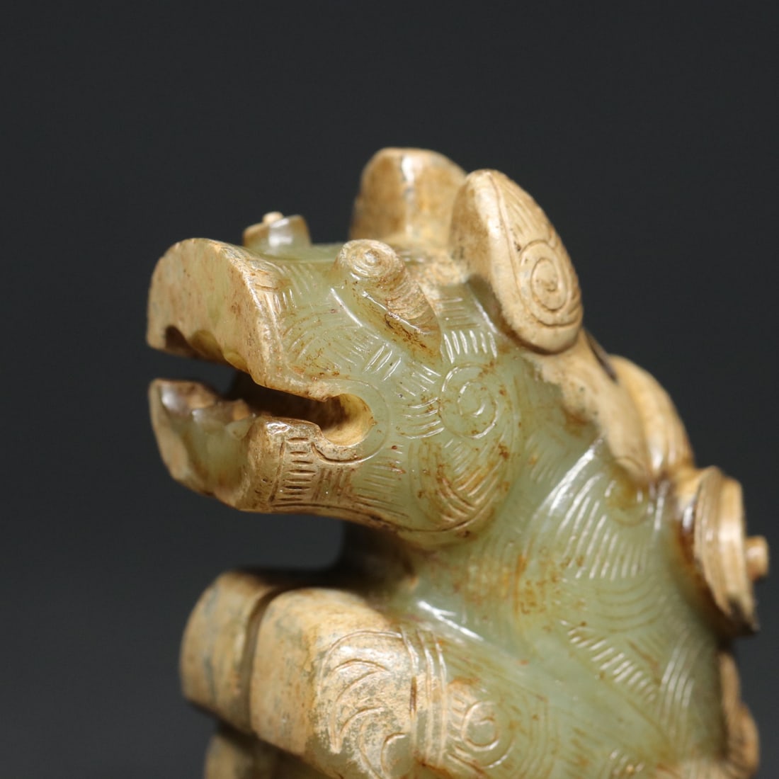 An Exquisite White Jade Bear Ornament - 7
