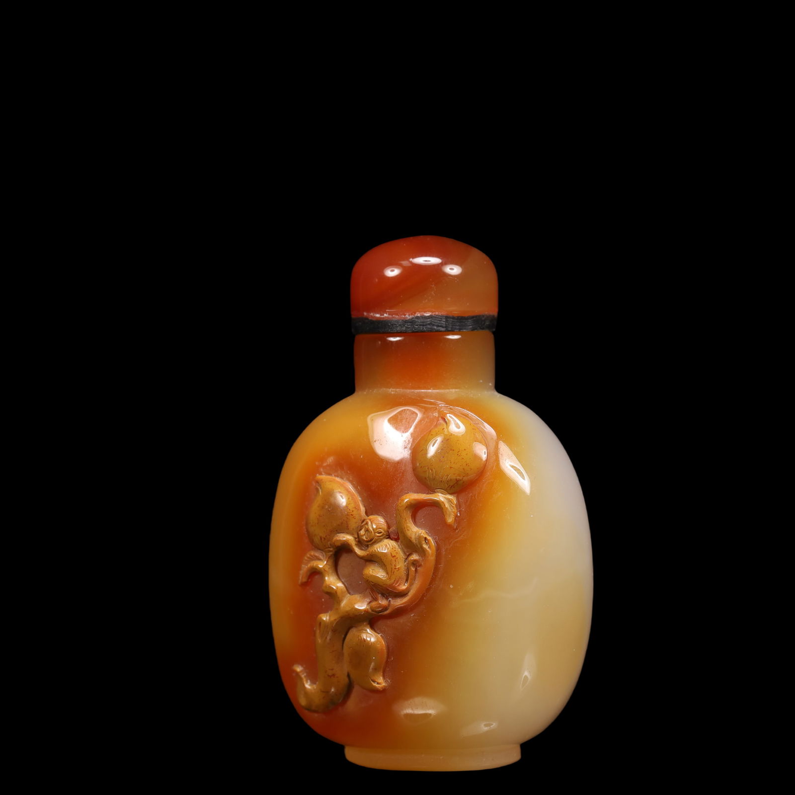 An Exquisite Agate Monkey Pattern Snuff Bottle - 2