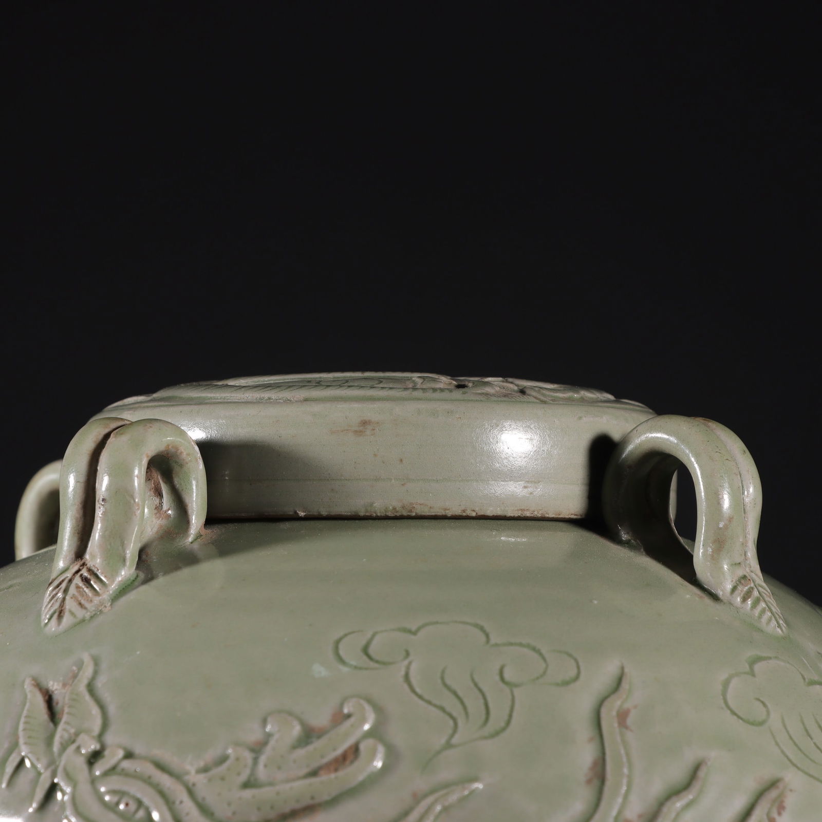 An Exquisite Yue yao Celadon Dragon Pattern Jar - 2