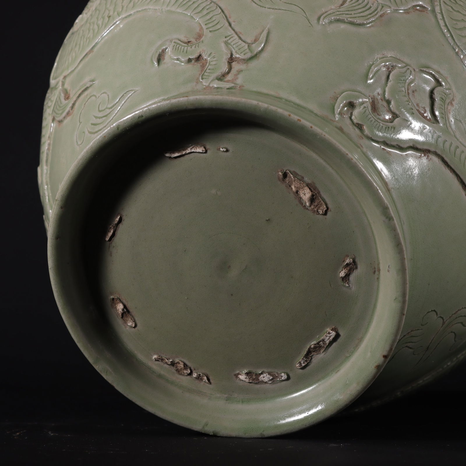 An Exquisite Yue yao Celadon Dragon Pattern Jar - 9