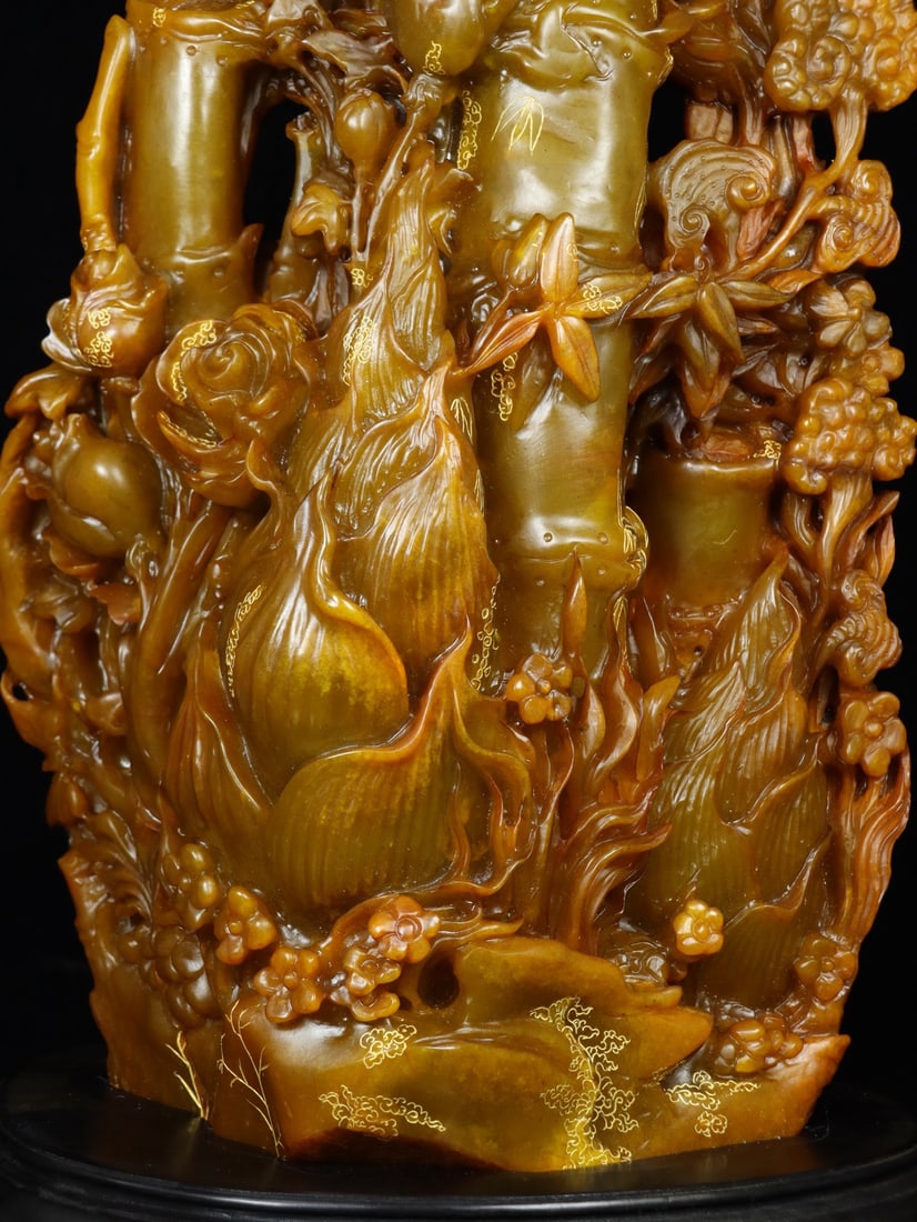 An Exquisite Shoushan Stone Flower and Bird Pattern Ornament - 4