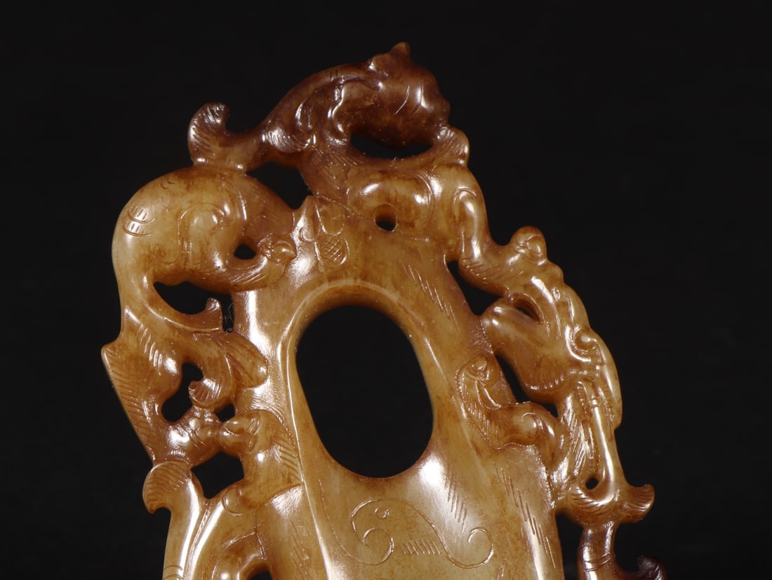 An Exquisite White Jade Chi-Dragon Pattern Ornament - 8