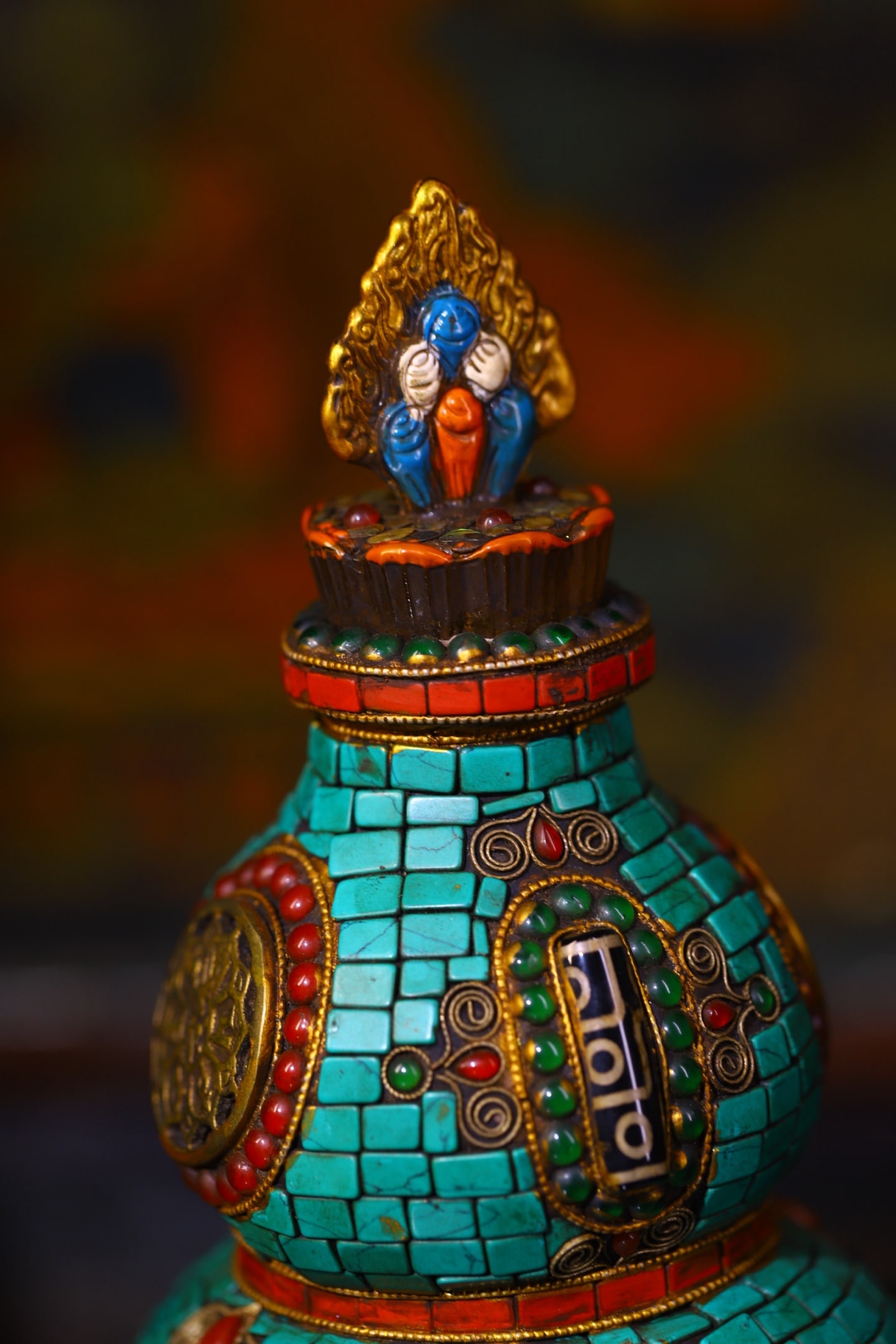 An Exquisite Crystal Inlaid Gems Gourd Ornament - 4