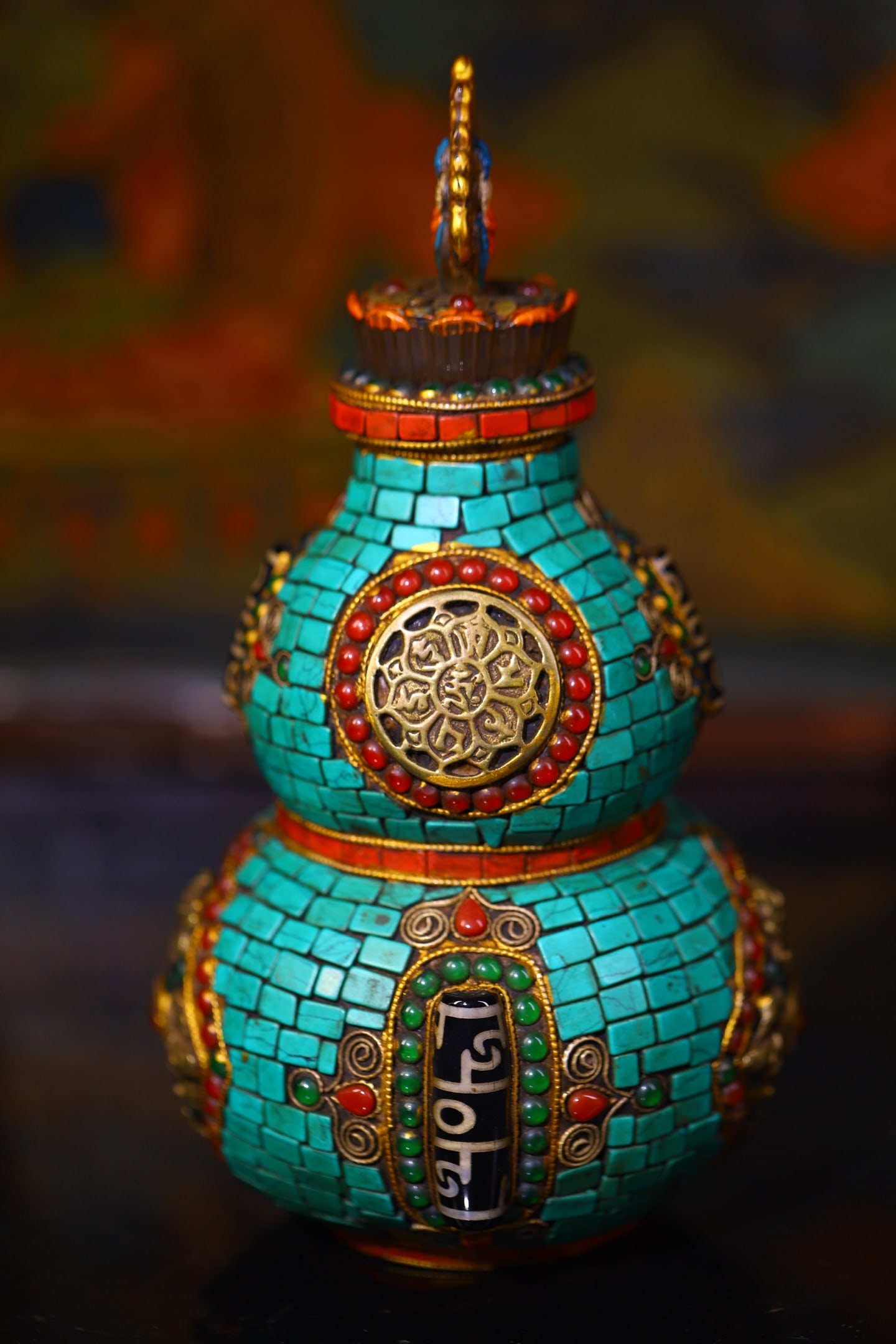 An Exquisite Crystal Inlaid Gems Gourd Ornament - 7